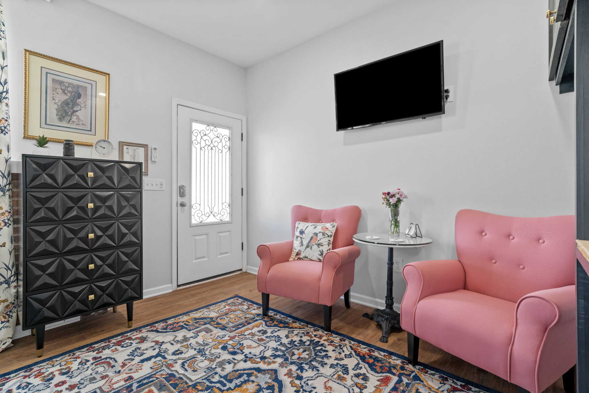 Private entrance and vineyard views at the Love Bird Suite – secluded romantic getaway in Lancaster SC