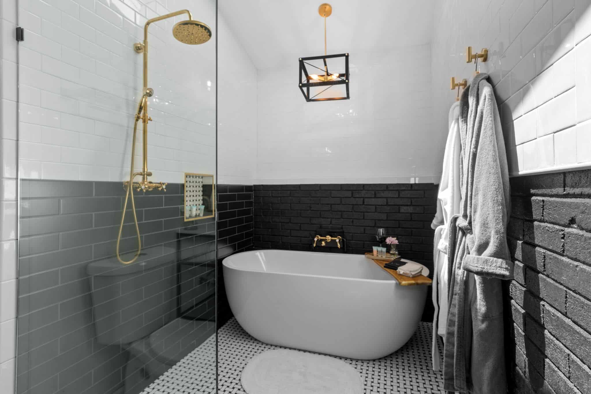 Luxury soaking tub in Love Bird Suite at Laurel Haven Estate – romantic bed and breakfast in Lancaster SC